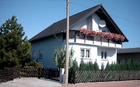 Ferienwohnungen Zeise